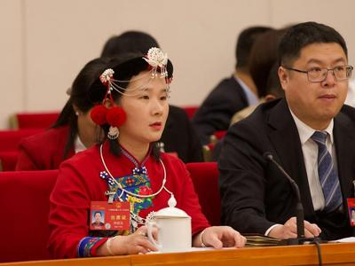 全国人大代表钟团玉：建议推进乡村全面振兴 发展壮大村集体经济